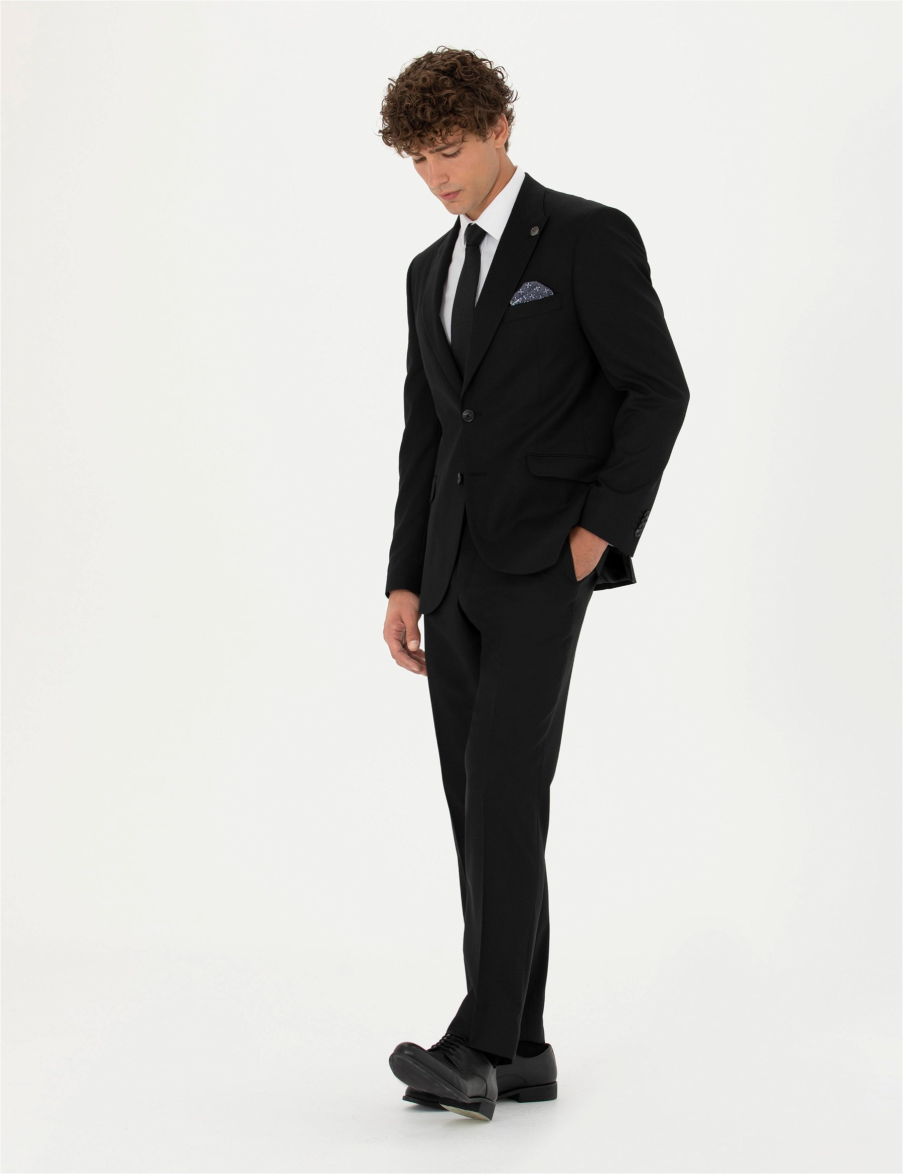 iranpierrecardin-50273451-VR046-1