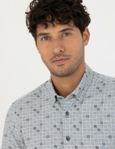 پیراهن طرح دار  آبی  اندامی آستین بلند مردانه  پیرکاردین