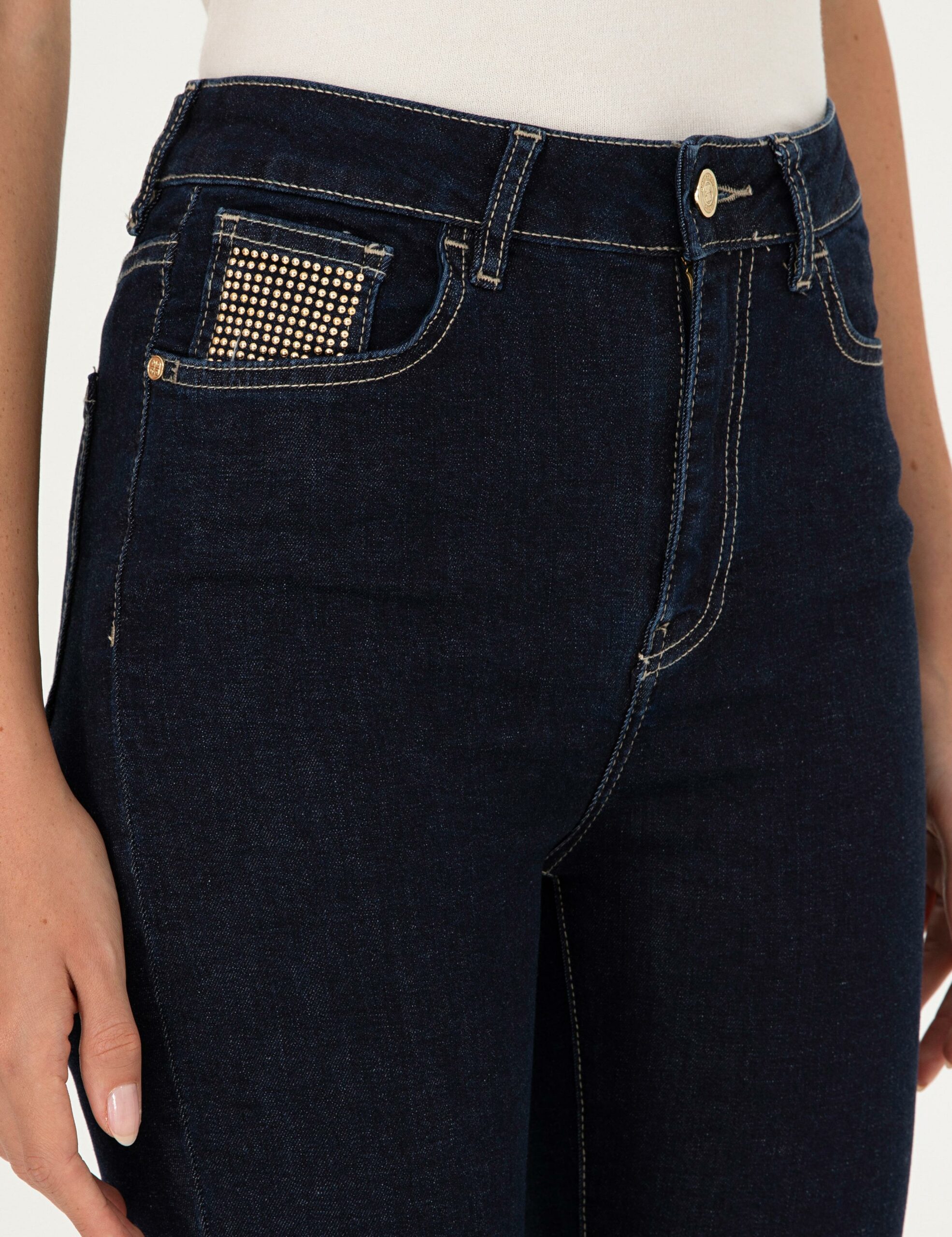 iranpierrecardin-50291382-VR089-3