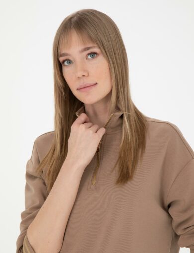 سویی شرت  سفید  اورسایز  زنانه  پیرکاردین