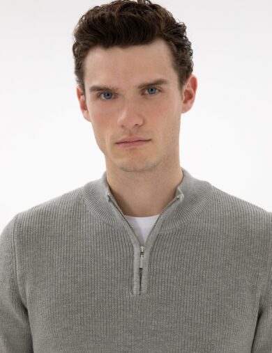 ژاکت تریکو یقه بلند کرمی  اندامی  مردانه  پیرکاردین