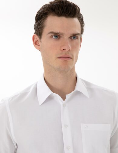 پیراهن آستین کوتاه یقه کلاسیک سفید  رگولار  مردانه  پیرکاردین