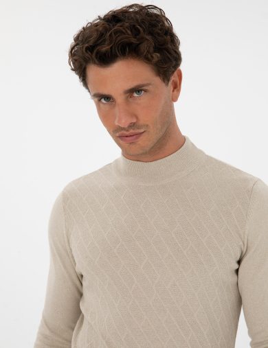 تریکو طرح دار  کرمی  اندامی  مردانه  پیرکاردین