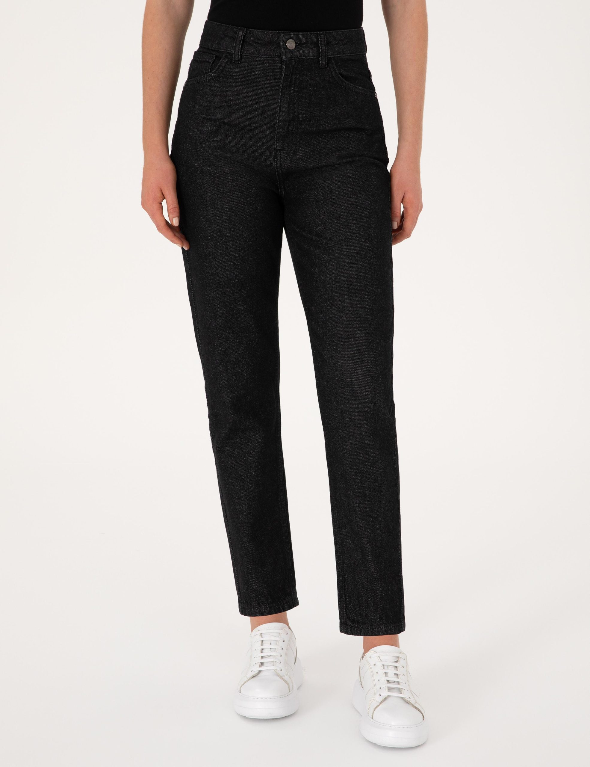 شلوارجین زنانه  پیر کاردین شلوارجین  سیاه  مام فاق بلند  زنانه  پیرکاردین