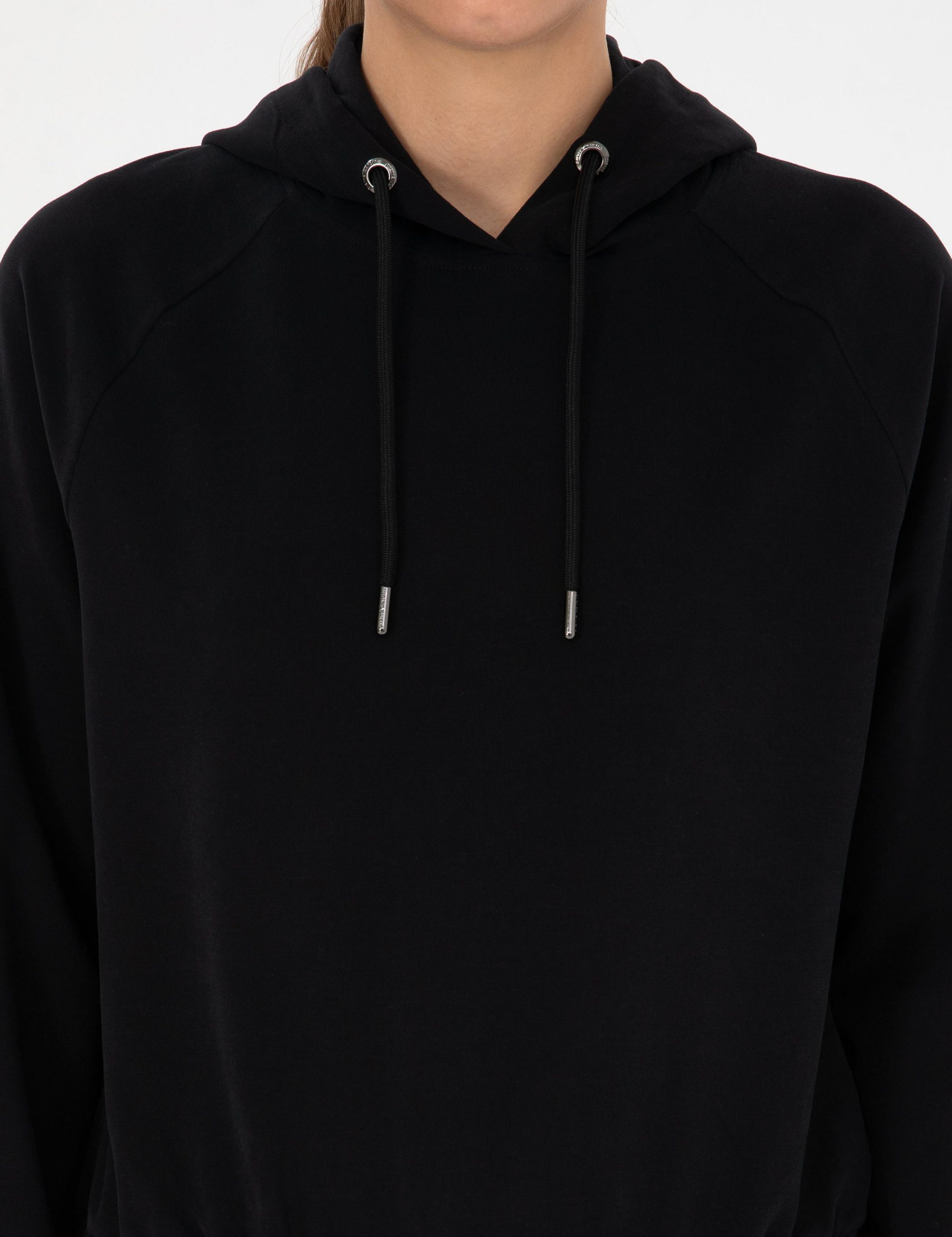 iranpierrecardin-50312020-VR046-4