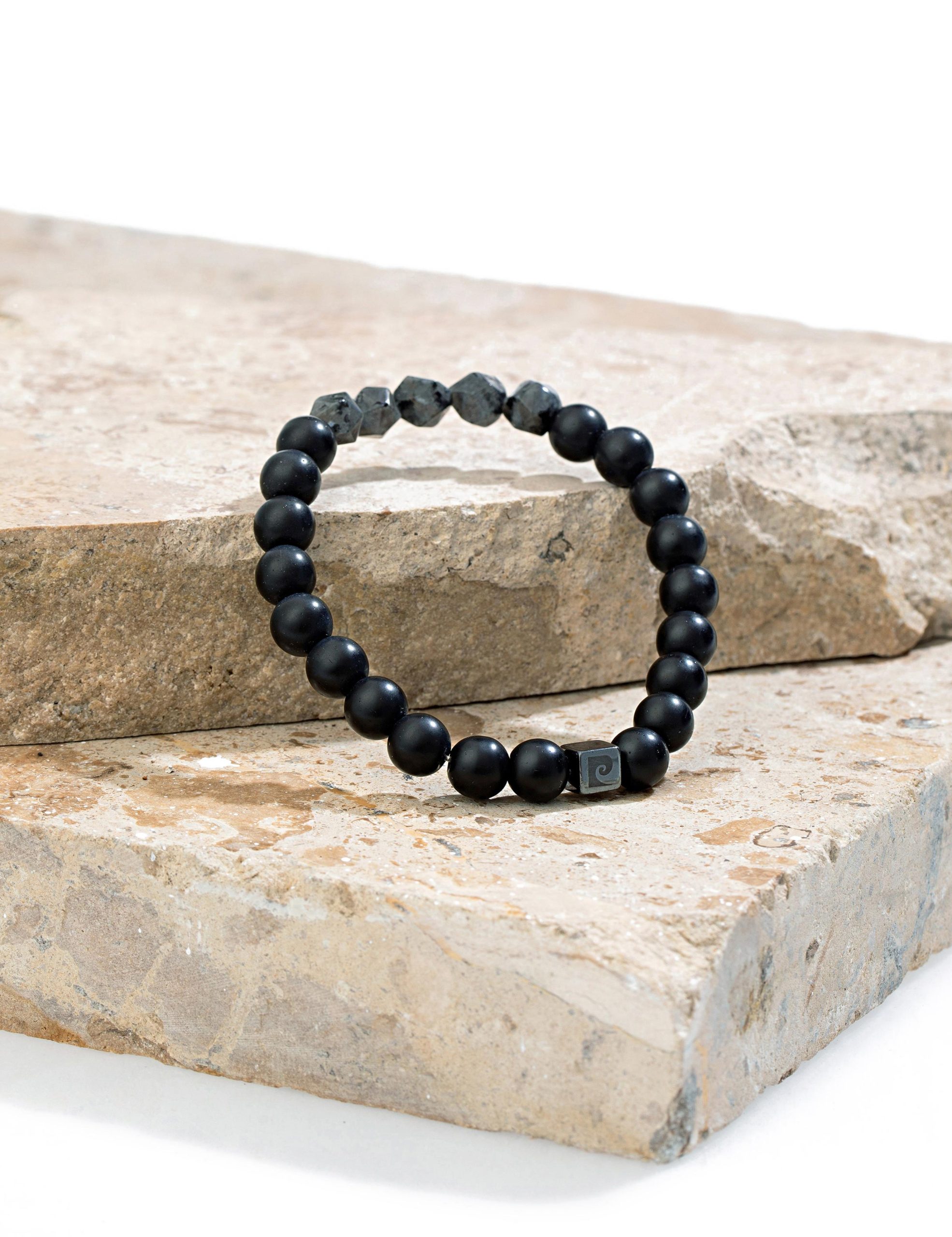 iranpierrecardin-50318750-001-6