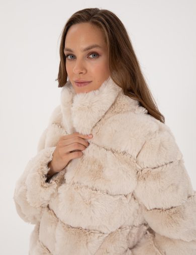 کاپشن  سفید  ریلکس  زنانه  پیرکاردین