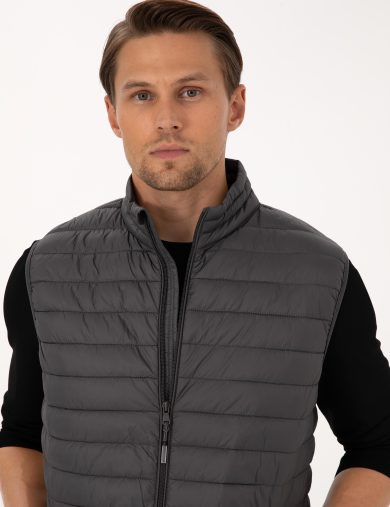 جلیقه  زغالی  BASIC  مردانه  پیرکاردین