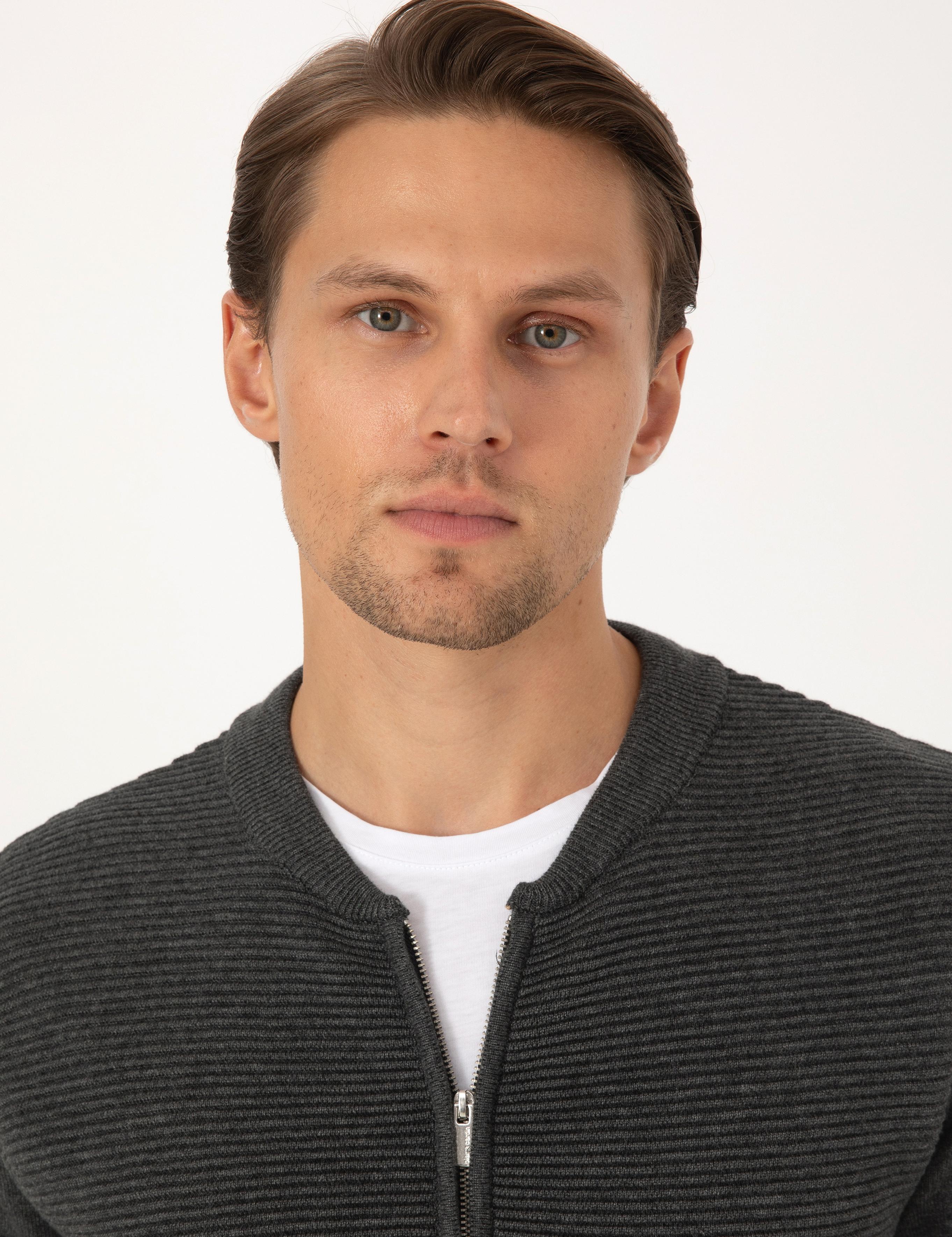 ژاکت تریکو  خاکستری  اندامی  مردانه  پیرکاردین