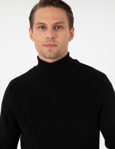 بافت یقه اسکی سیاه  اندامی آستین بلند مردانه  پیرکاردین